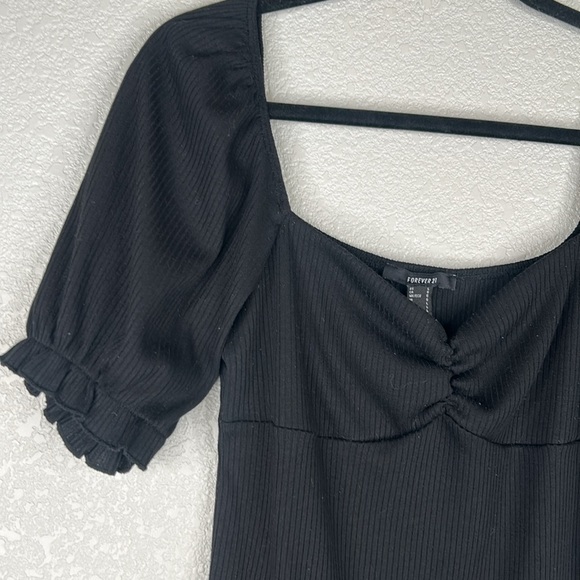 Forever 21 Black Puff Short Sleeve Sweetheart Neck Ribbed Bodysuit Size Large - Picture 2 of 7